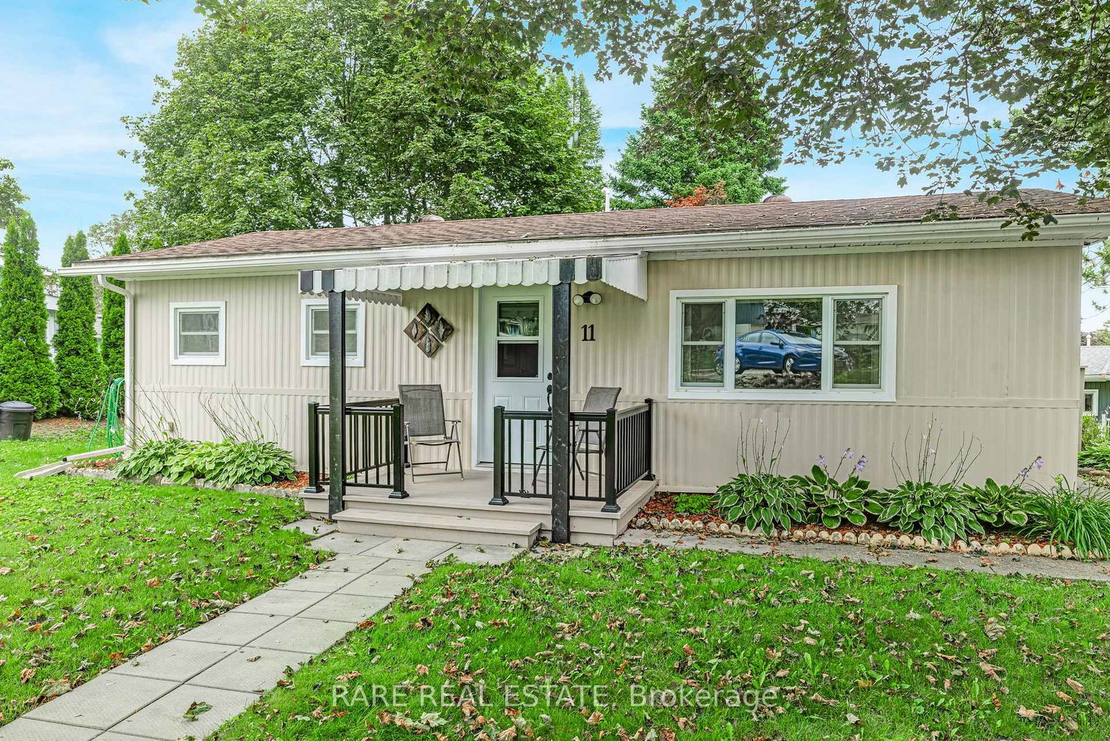 11-hawthorne-drive-innisfil-ontario-n13681476