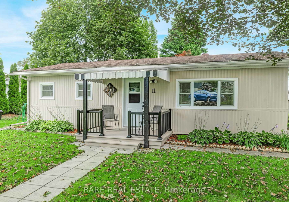 11-hawthorne-drive-innisfil-ontario-n13681476