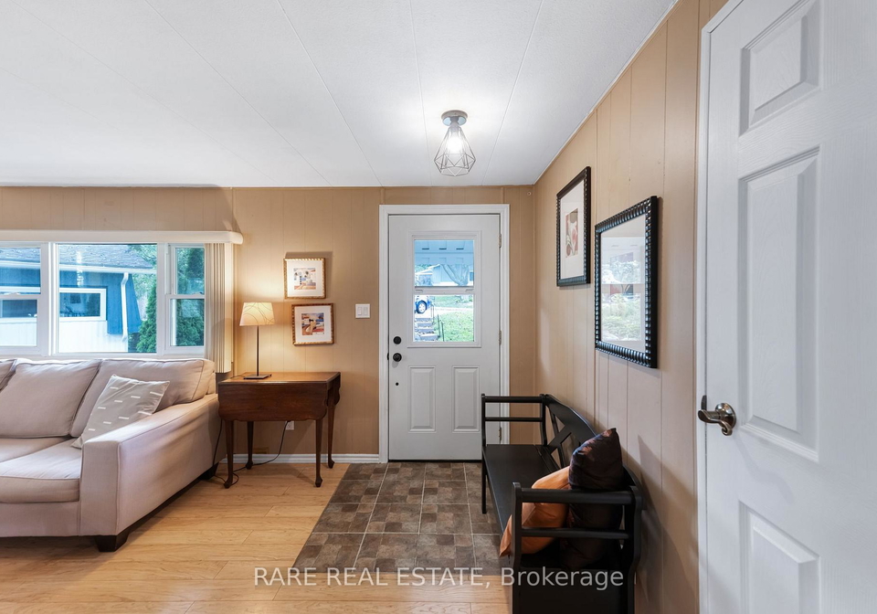 11-hawthorne-drive-innisfil-ontario-n13681476