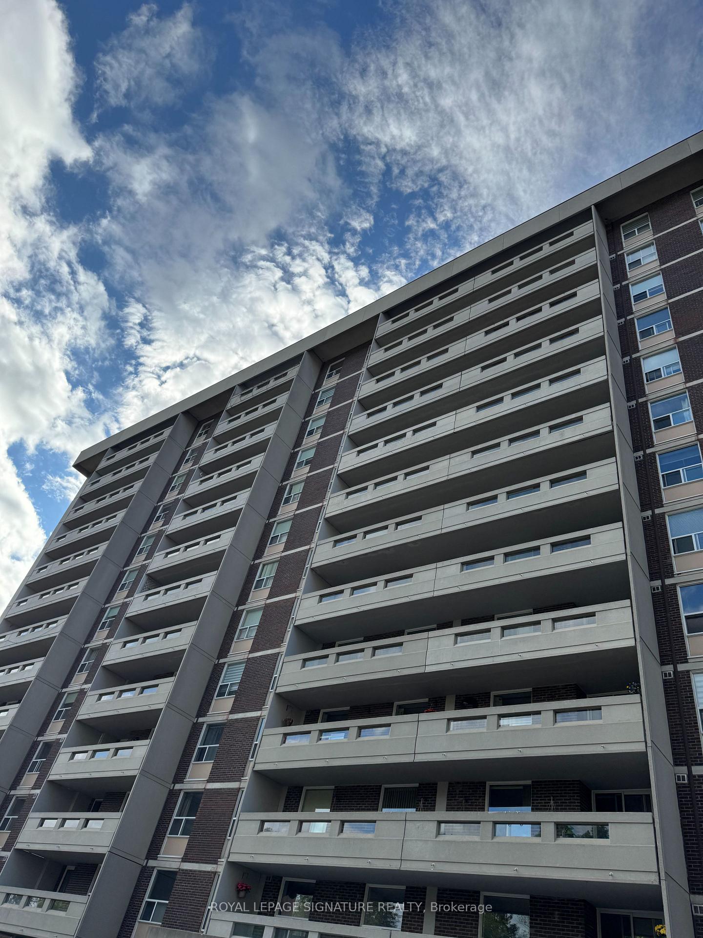 60-inverlochy-boulevard-markham-ontario-n13681754