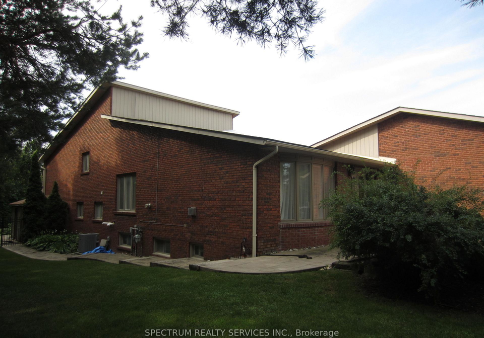 135-hayhoe-avenue-vaughan-ontario-n13682242