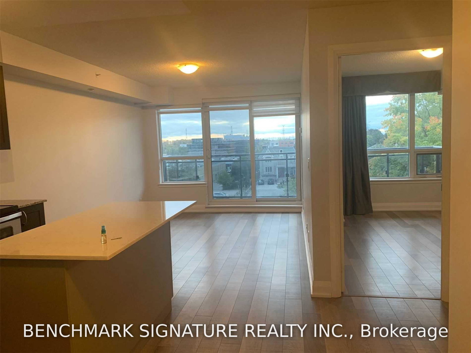 376-highway-7-road-e-richmond-hill-ontario-n13682496