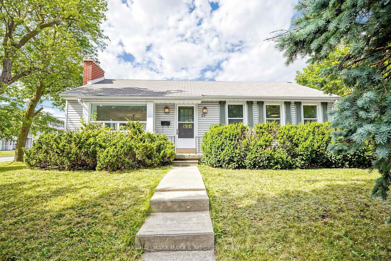 25-harding-boulevard-richmond-hill-ontario-n13682538