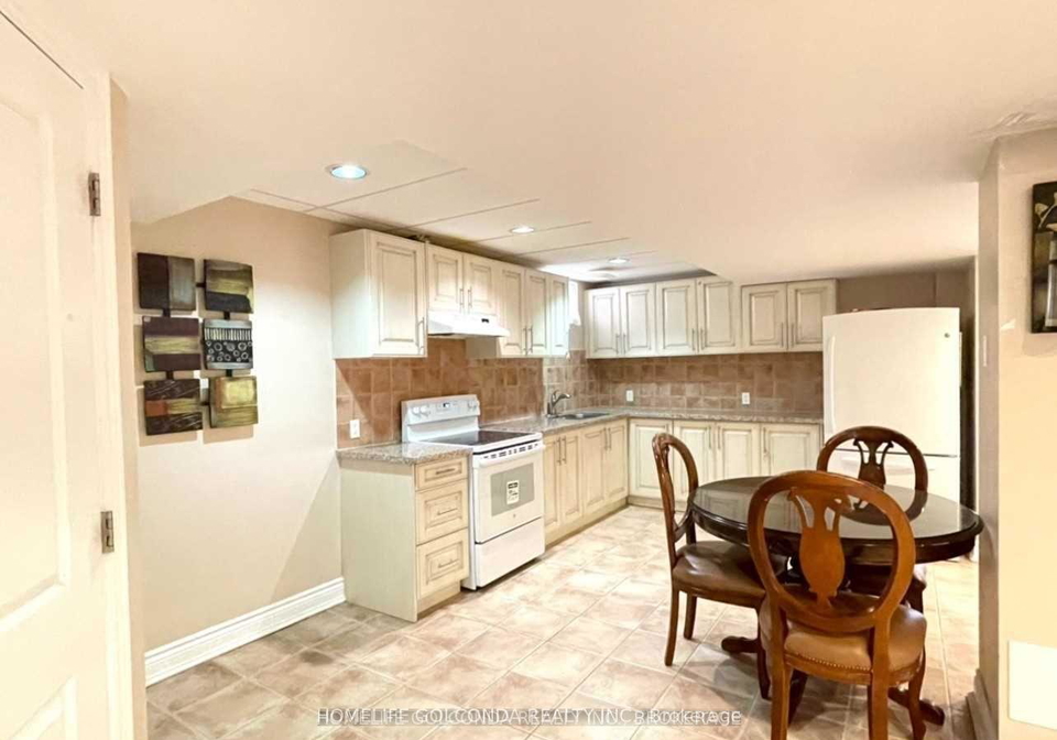 33-hammerstone-crescent-vaughan-ontario-n13682568
