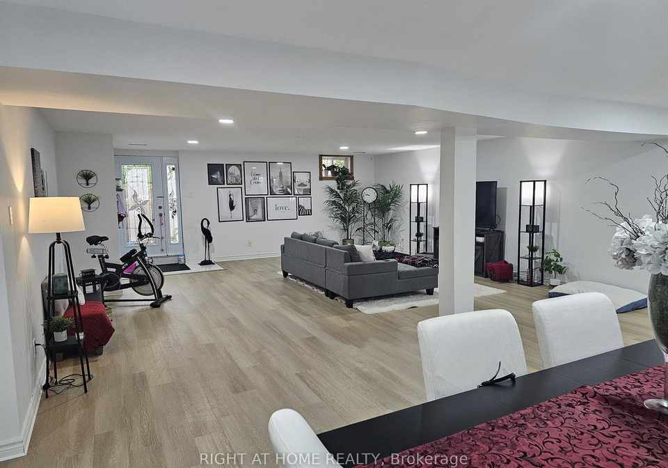 33-country-heights-drive-richmond-hill-ontario-n13682592
