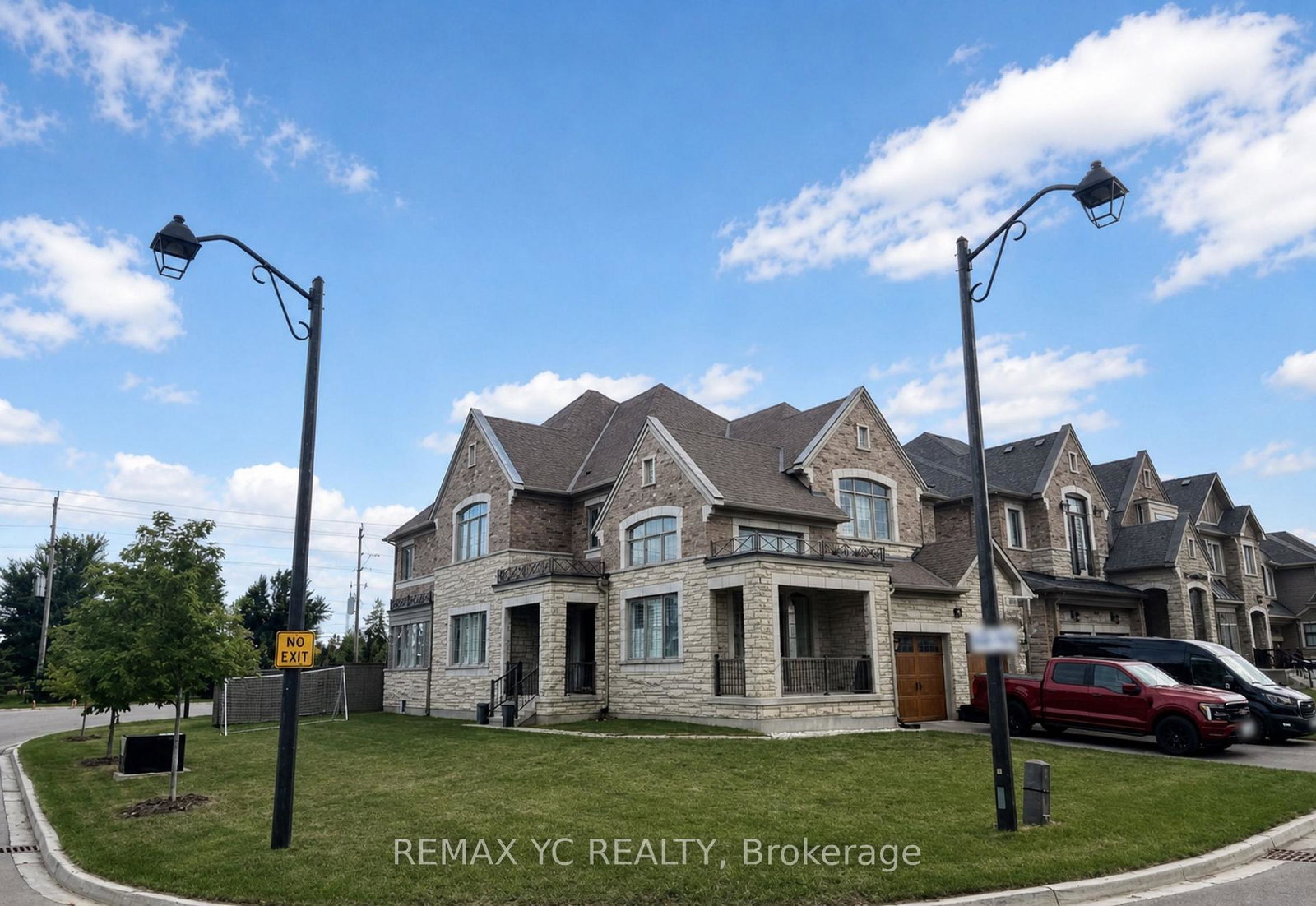 57-cairns-gate-king-ontario-n13682696