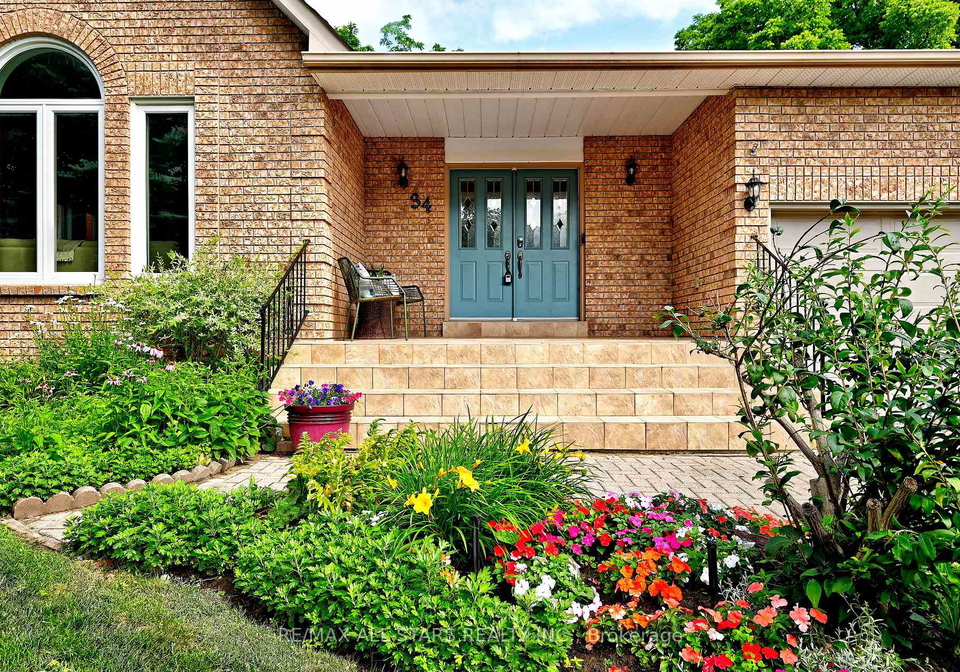 34-captain-armstrong-lane-markham-ontario-n13682944