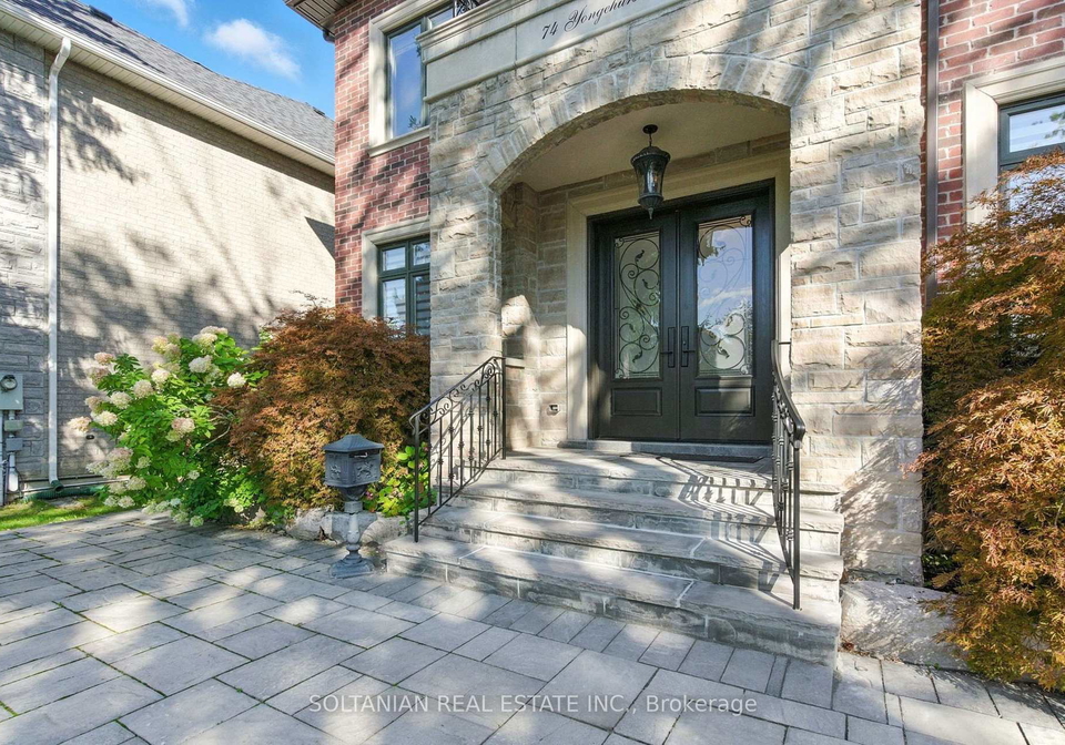 74-yongehurst-road-richmond-hill-ontario-n13682994
