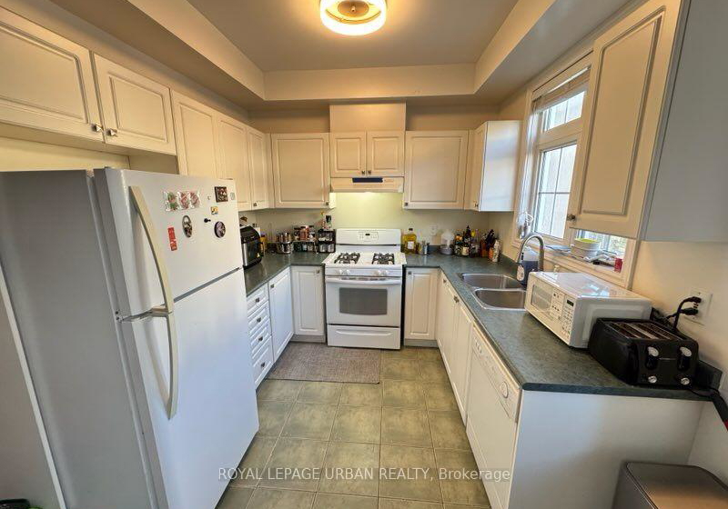10-post-oak-drive-richmond-hill-ontario-n13683294