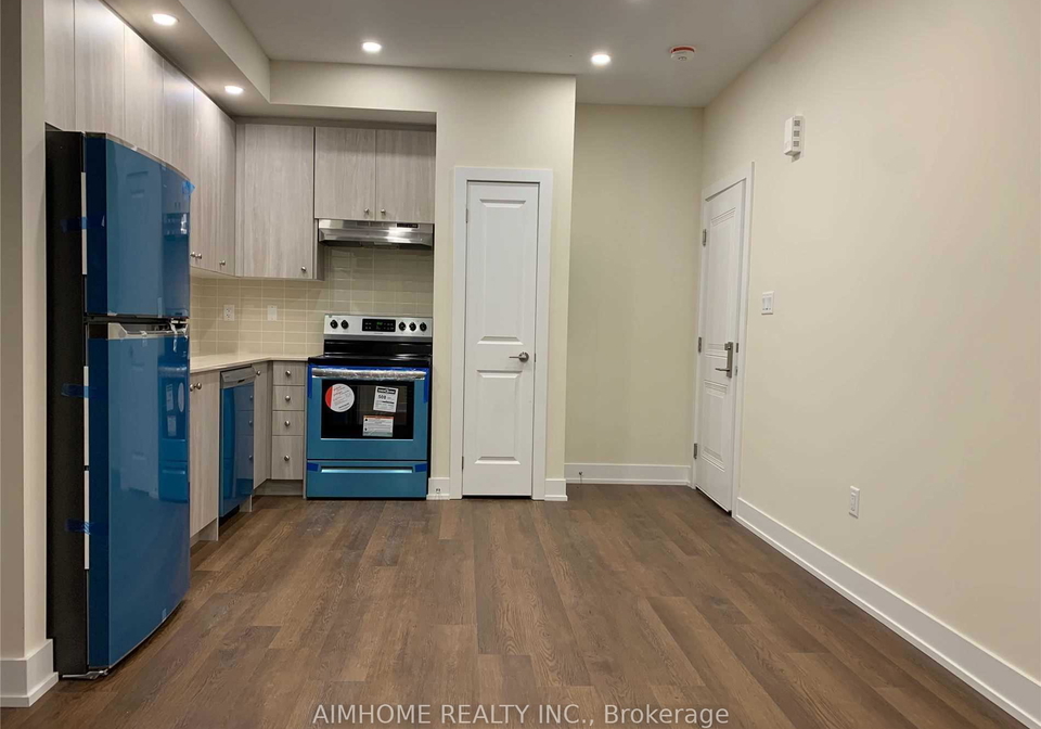 1-bond-crescent-richmond-hill-ontario-n13683558