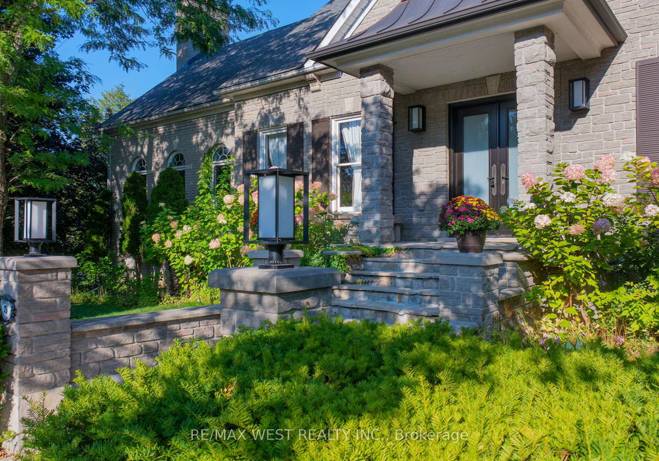 5-humberview-drive-vaughan-ontario-n13683880