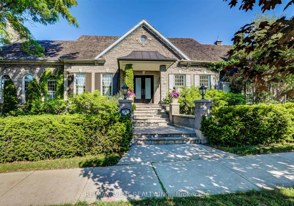 5-humberview-drive-vaughan-ontario-n13683880
