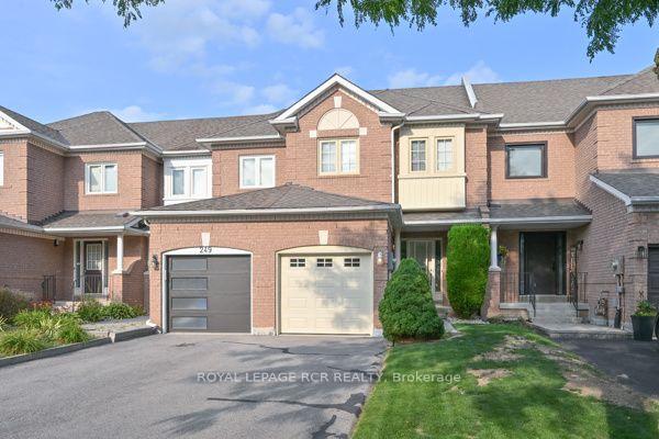 251-denise-circle-newmarket-ontario-n13684030