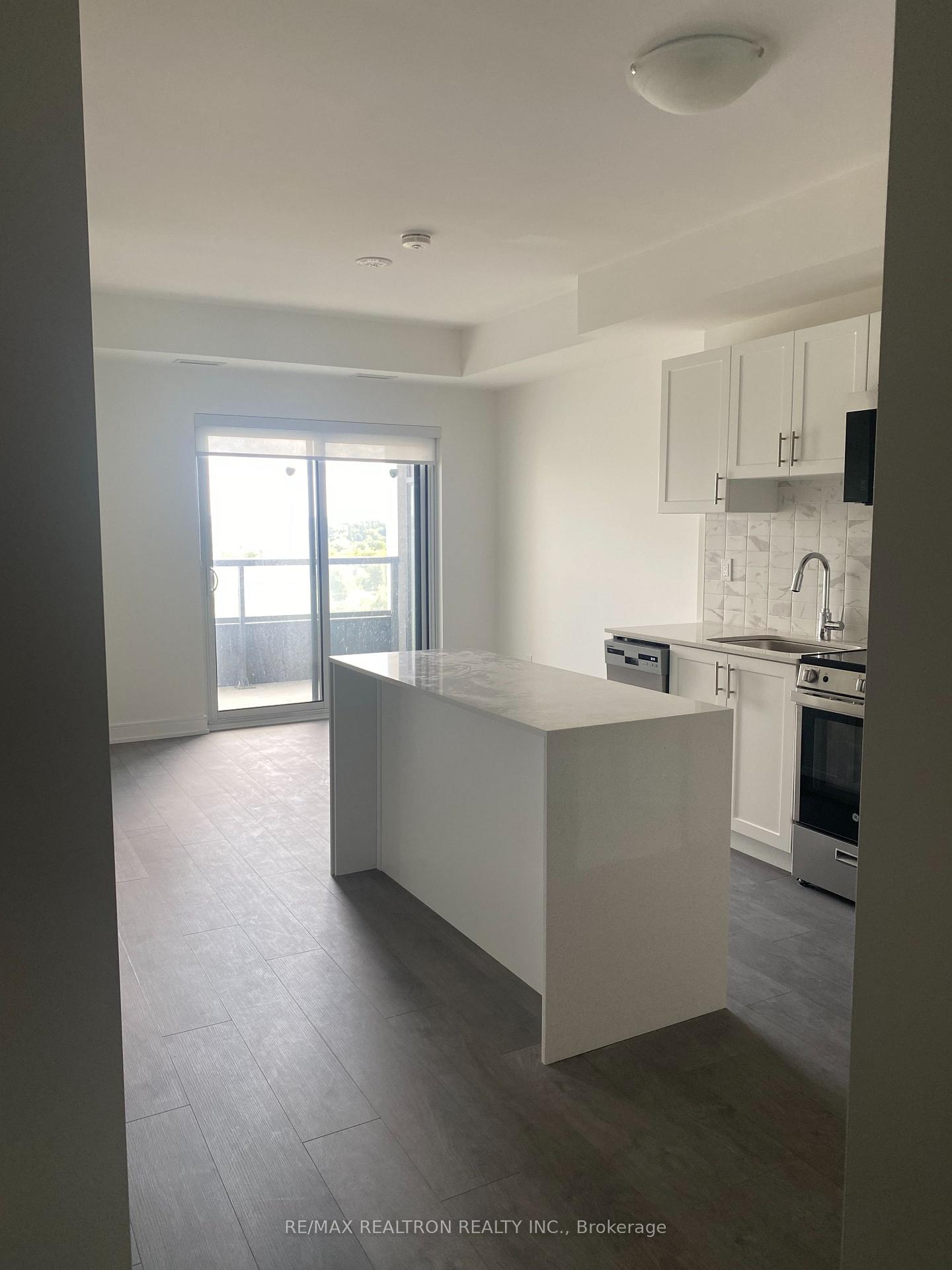 705-davis-drive-newmarket-ontario-n13684512