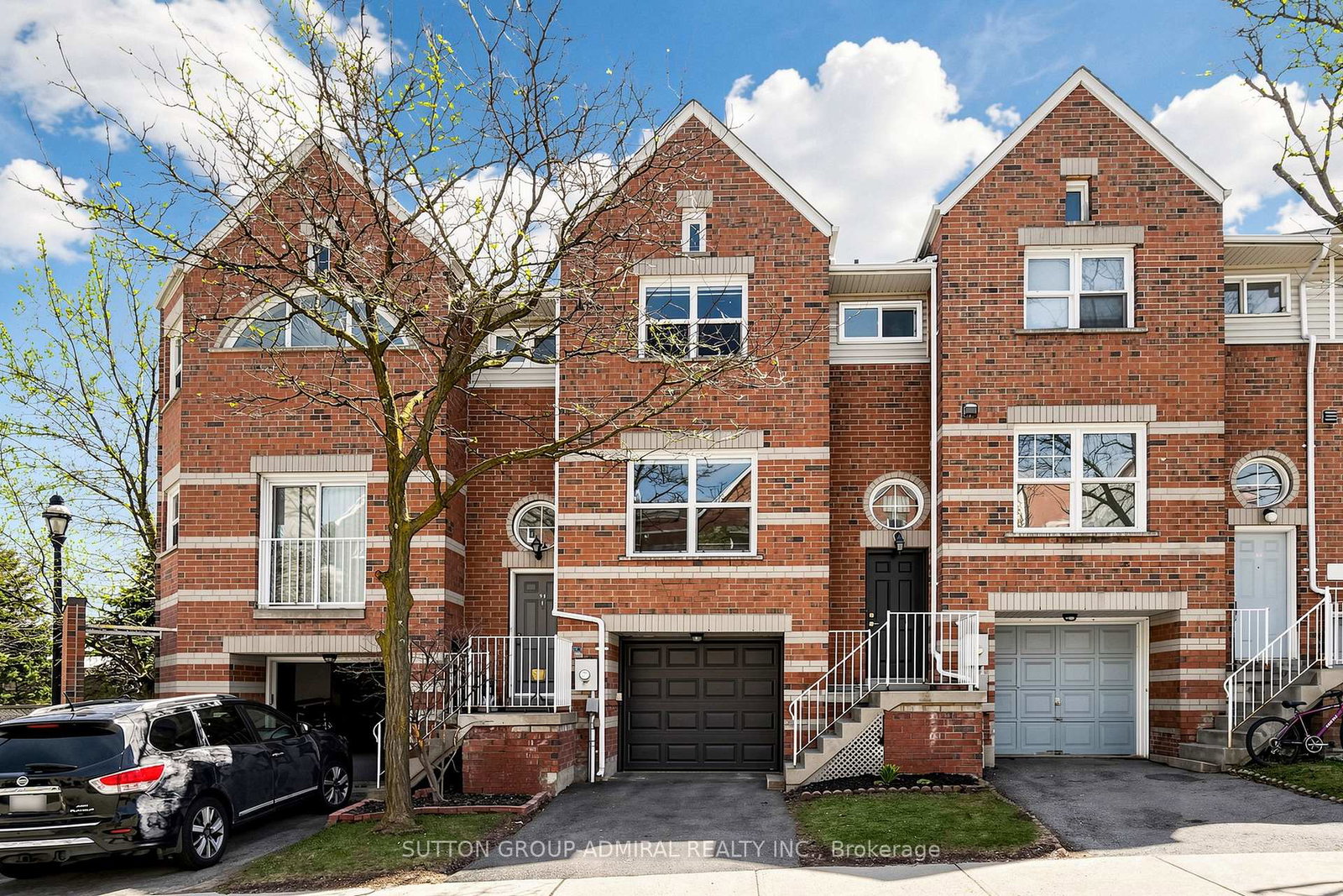 52-brandy-lane-way-newmarket-ontario-n13684636