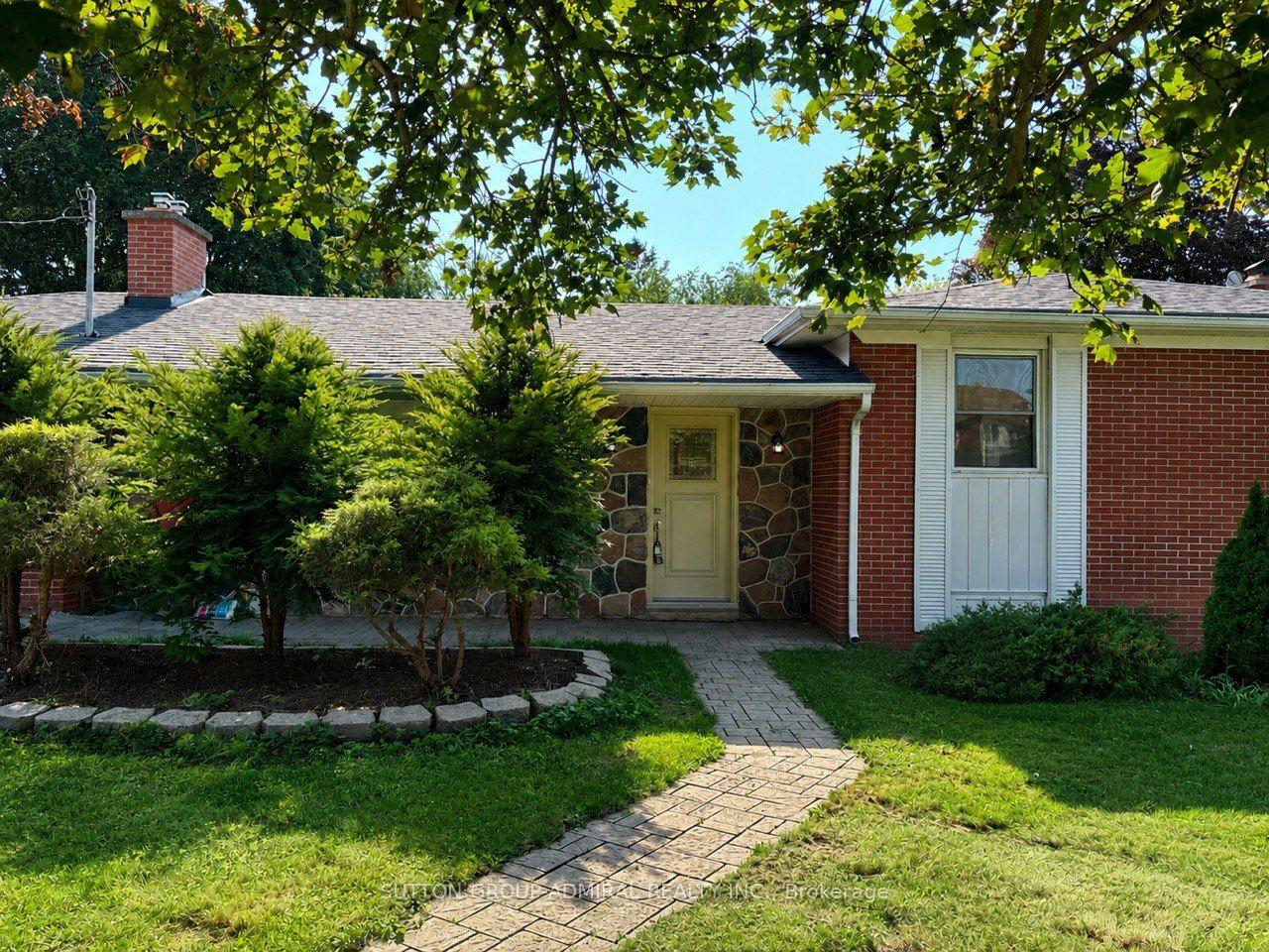 86-hamilton-drive-newmarket-ontario-n13684652