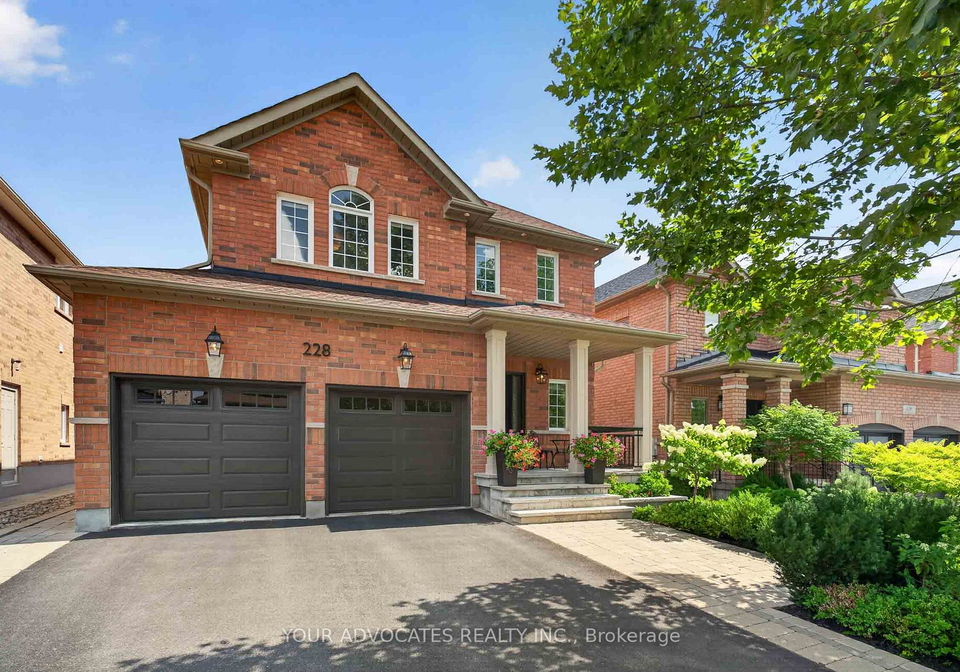 228-twin-hills-acres-vaughan-ontario-n13684972