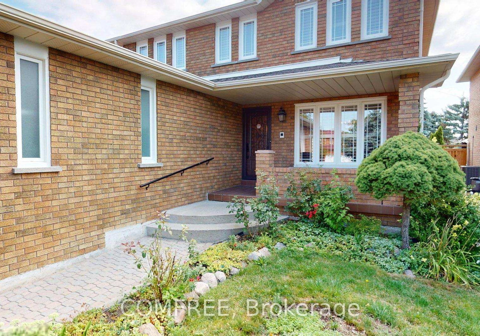 51-venetian-crescent-vaughan-ontario-n13685012