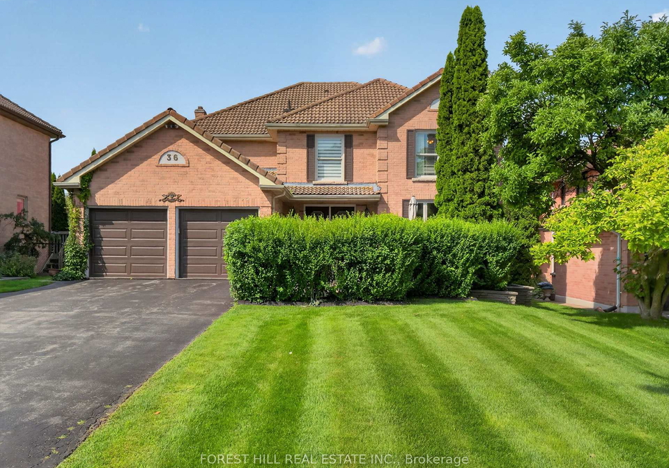 36-trillium-drive-aurora-ontario-n13685174