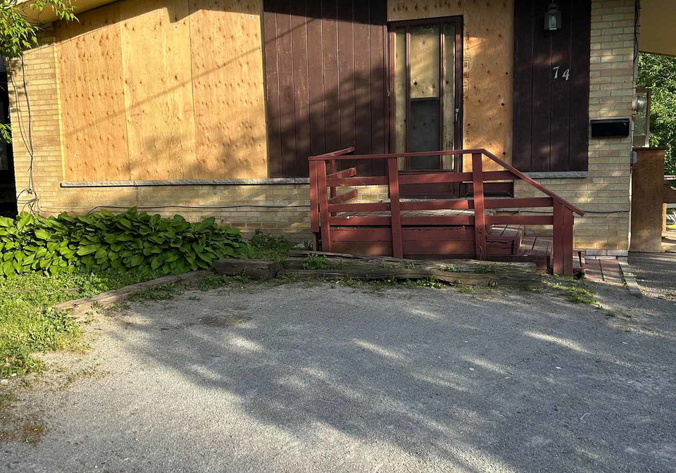 74-richmond-street-richmond-hill-ontario-n13685644