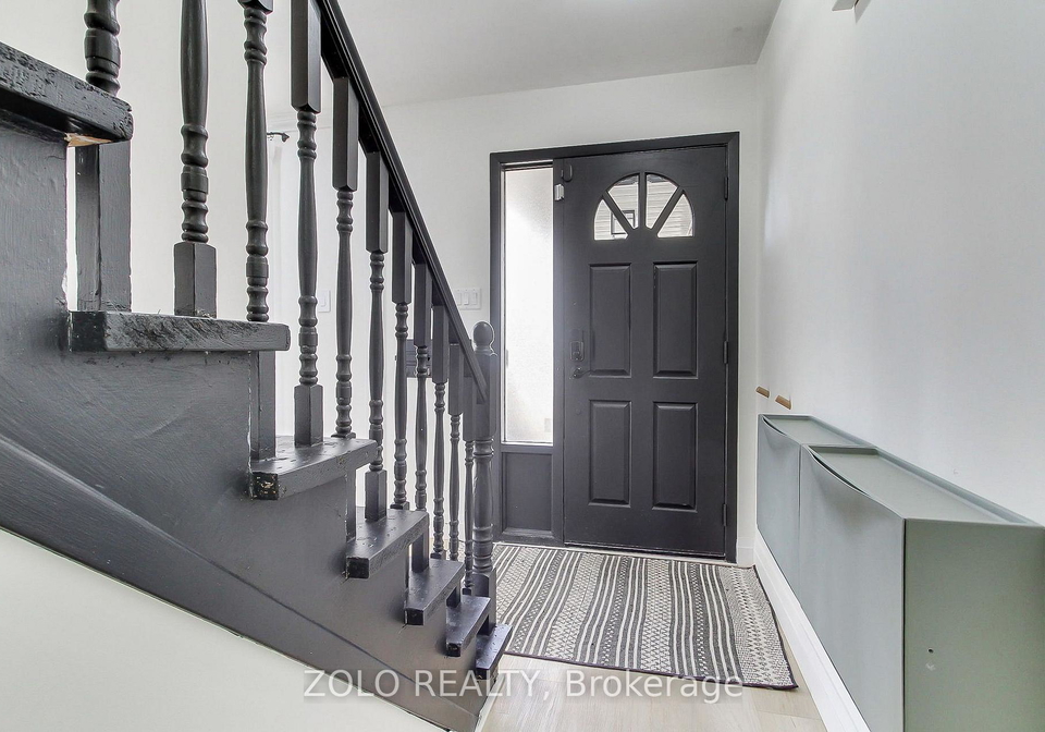 388-terry-drive-newmarket-ontario-n13685696