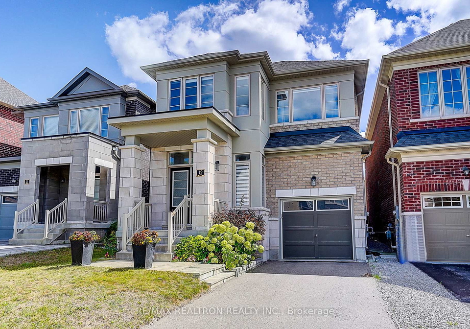19-falconridge-terrace-east-gwillimbury-ontario-n13685712