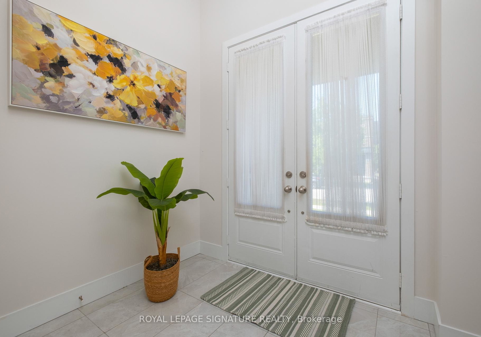 215-elyse-court-aurora-ontario-n13685788