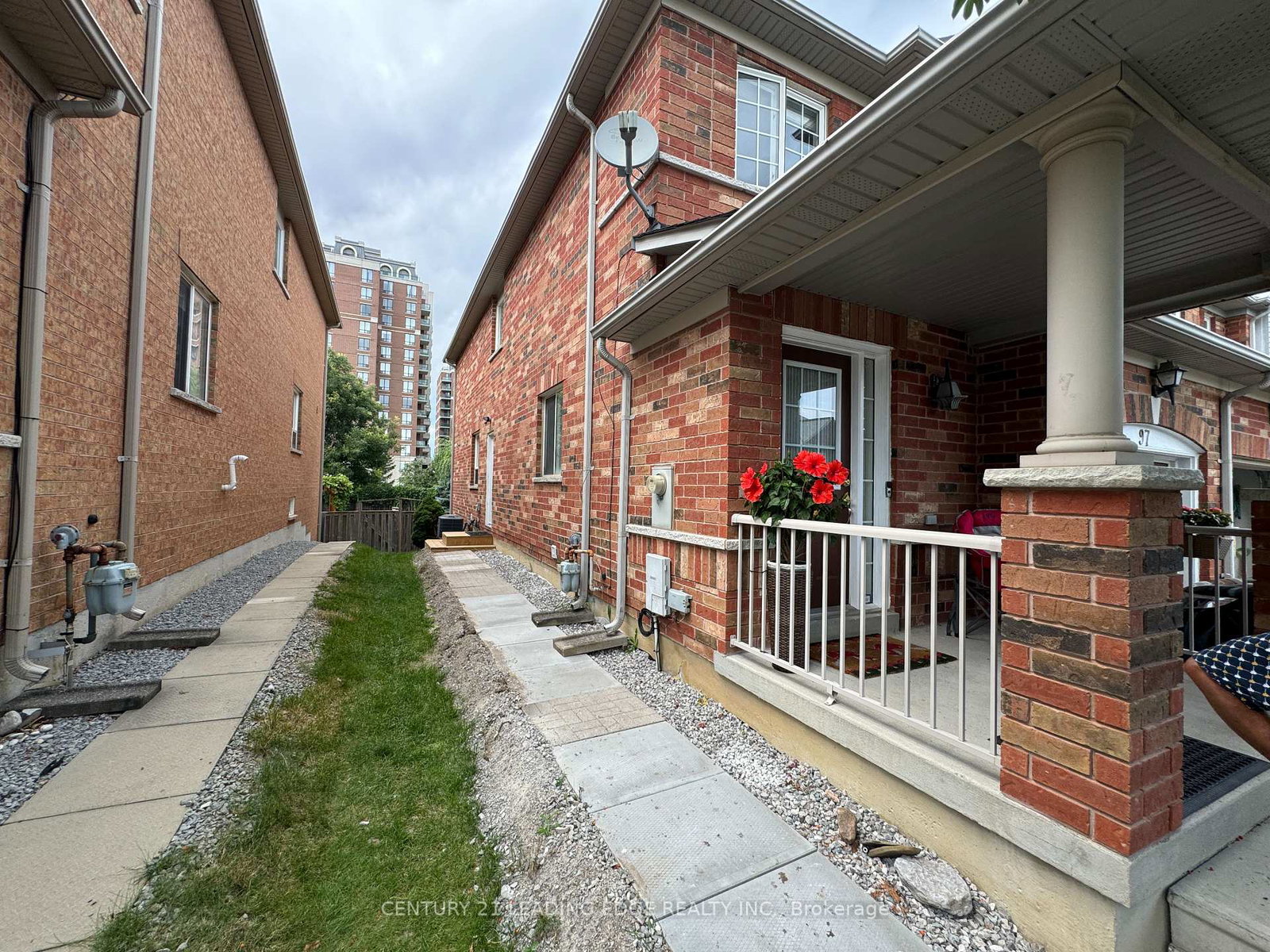 97-revelstoke-crescent-richmond-hill-ontario-n13686014