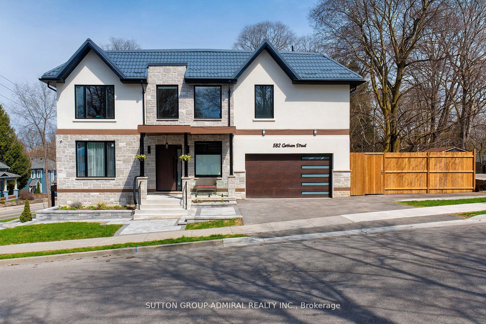 582-gorham-street-newmarket-ontario-n13686096