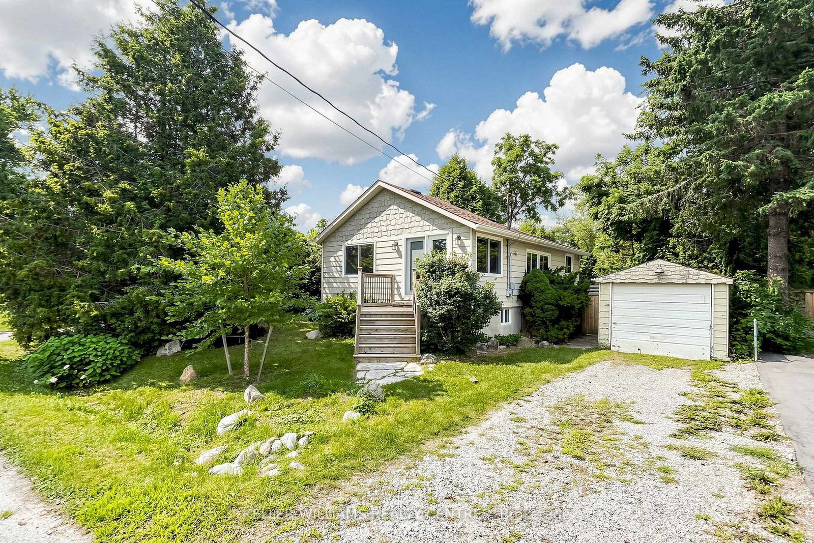 9-maple-grove-street-whitchurch-stouffville-ontario-n13686112