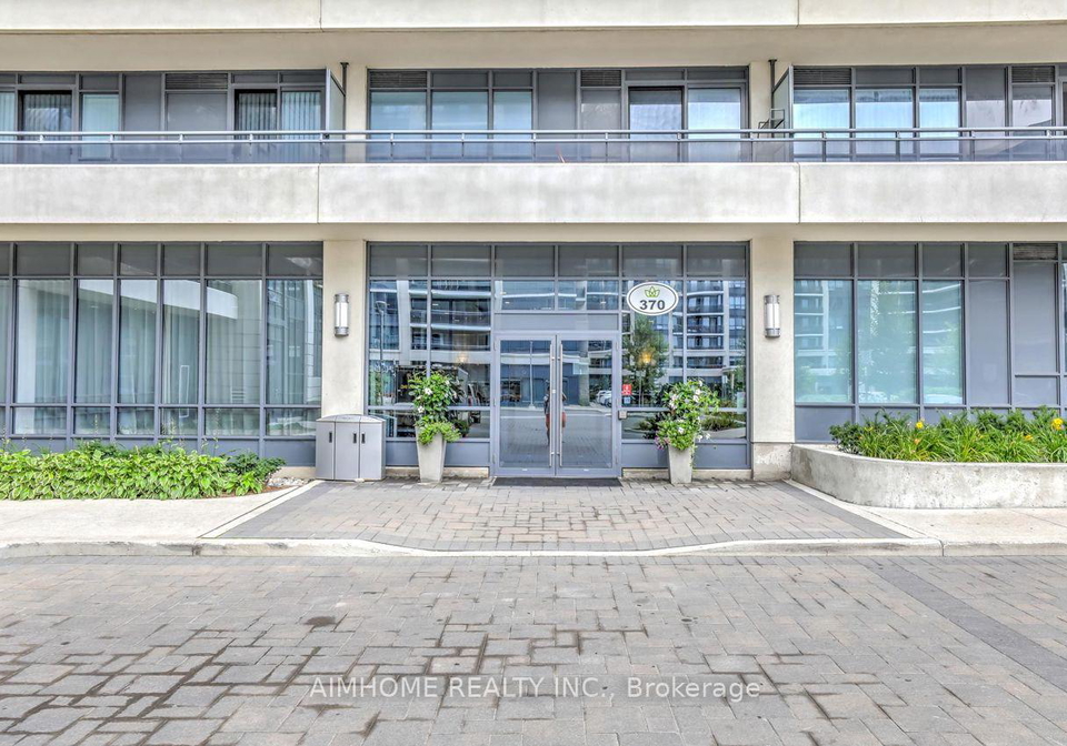 370-highway-7-e-richmond-hill-ontario-n13686508