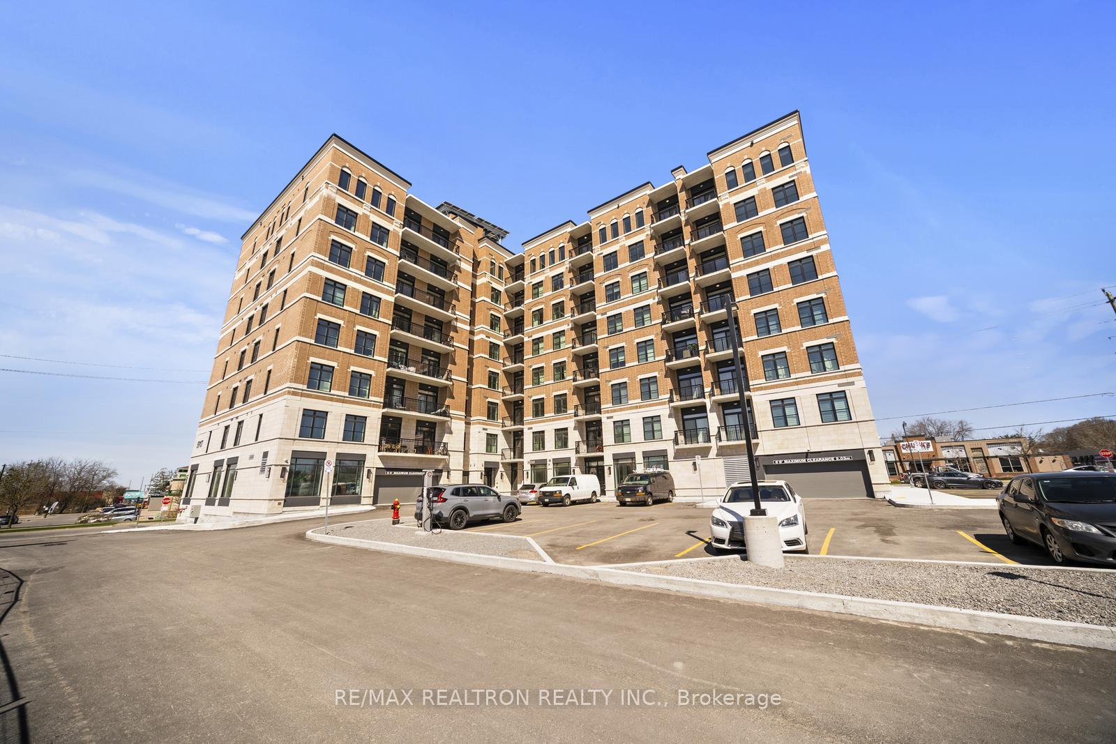 5917-main-street-whitchurch-stouffville-ontario-n13686540