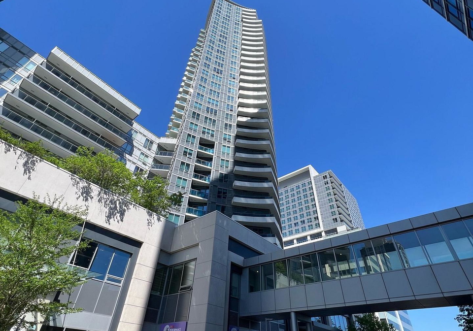 7161-yonge-street-markham-ontario-n13686562