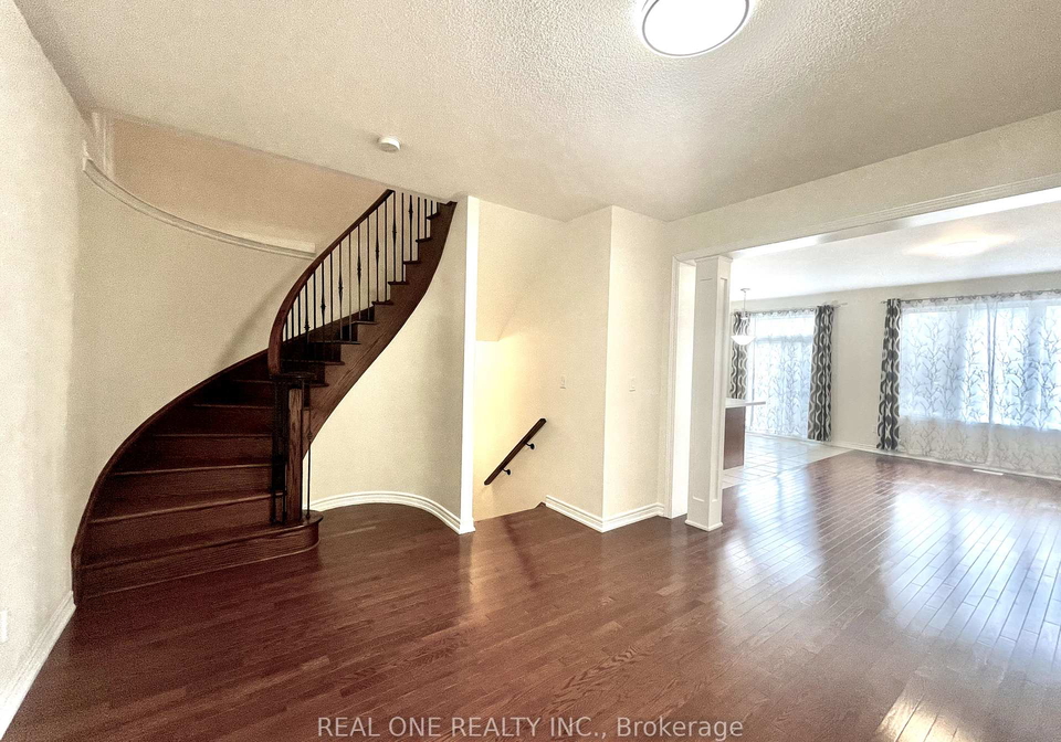 25-paper-mills-crescent-richmond-hill-ontario-n13686722