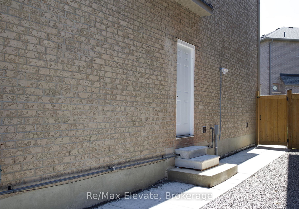 42-concert-hill-way-east-gwillimbury-ontario-n13686860