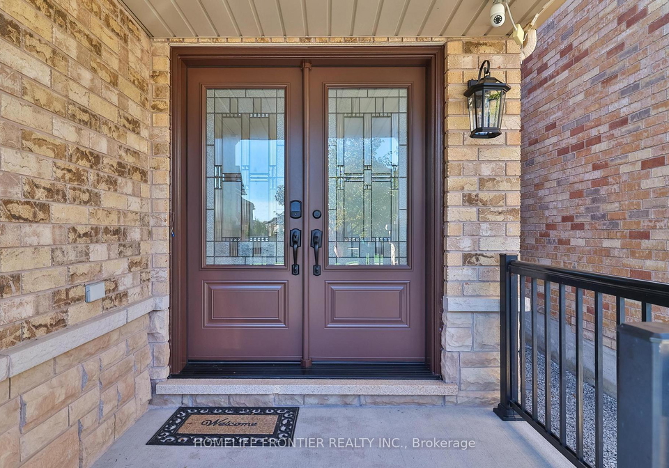 86-venice-gate-drive-vaughan-ontario-n13687092