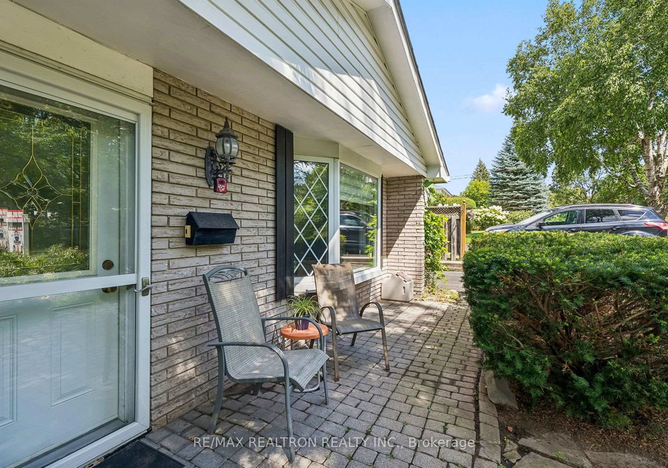 957-janette-street-newmarket-ontario-n13687548