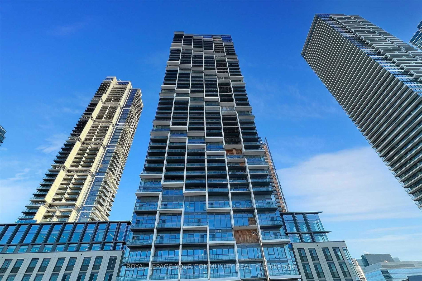 1000-portage-parkway-vaughan-ontario-n13688020