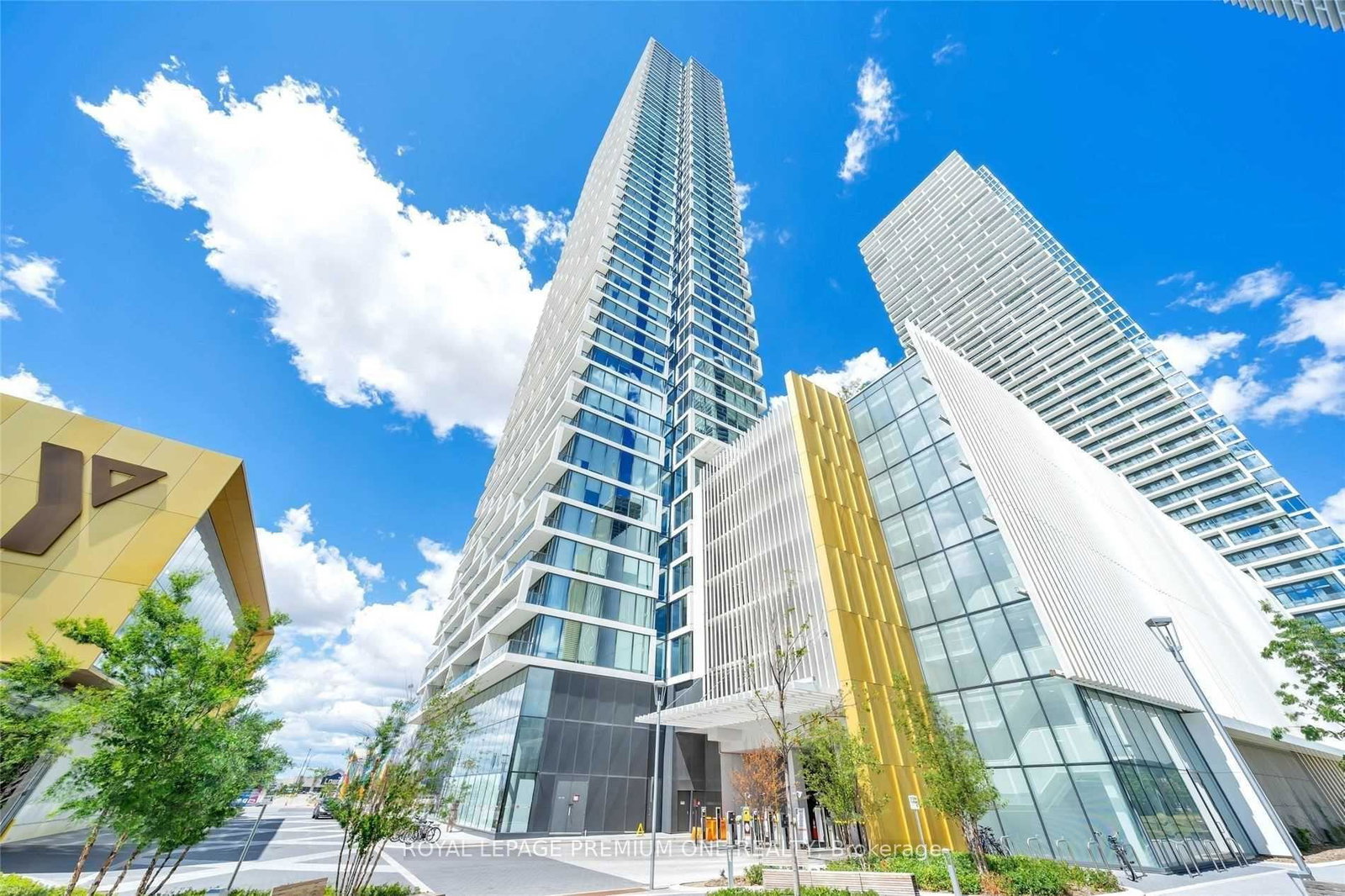 5-buttermill-avenue-vaughan-ontario-n13688468
