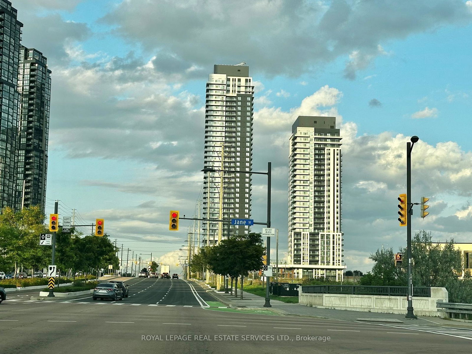 5-meadowdale-road-vaughan-ontario-n13689018