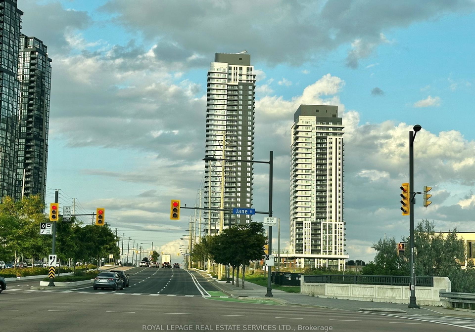 5-meadowdale-road-vaughan-ontario-n13689018