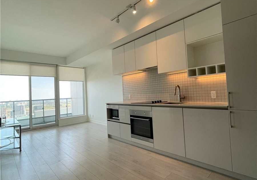 5-buttermill-avenue-vaughan-ontario-n13689490