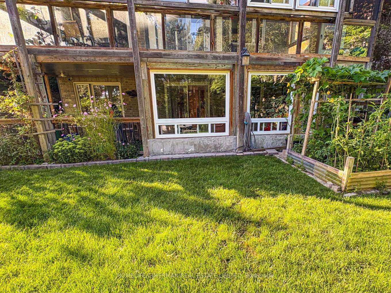 17-breda-court-richmond-hill-ontario-n13689552