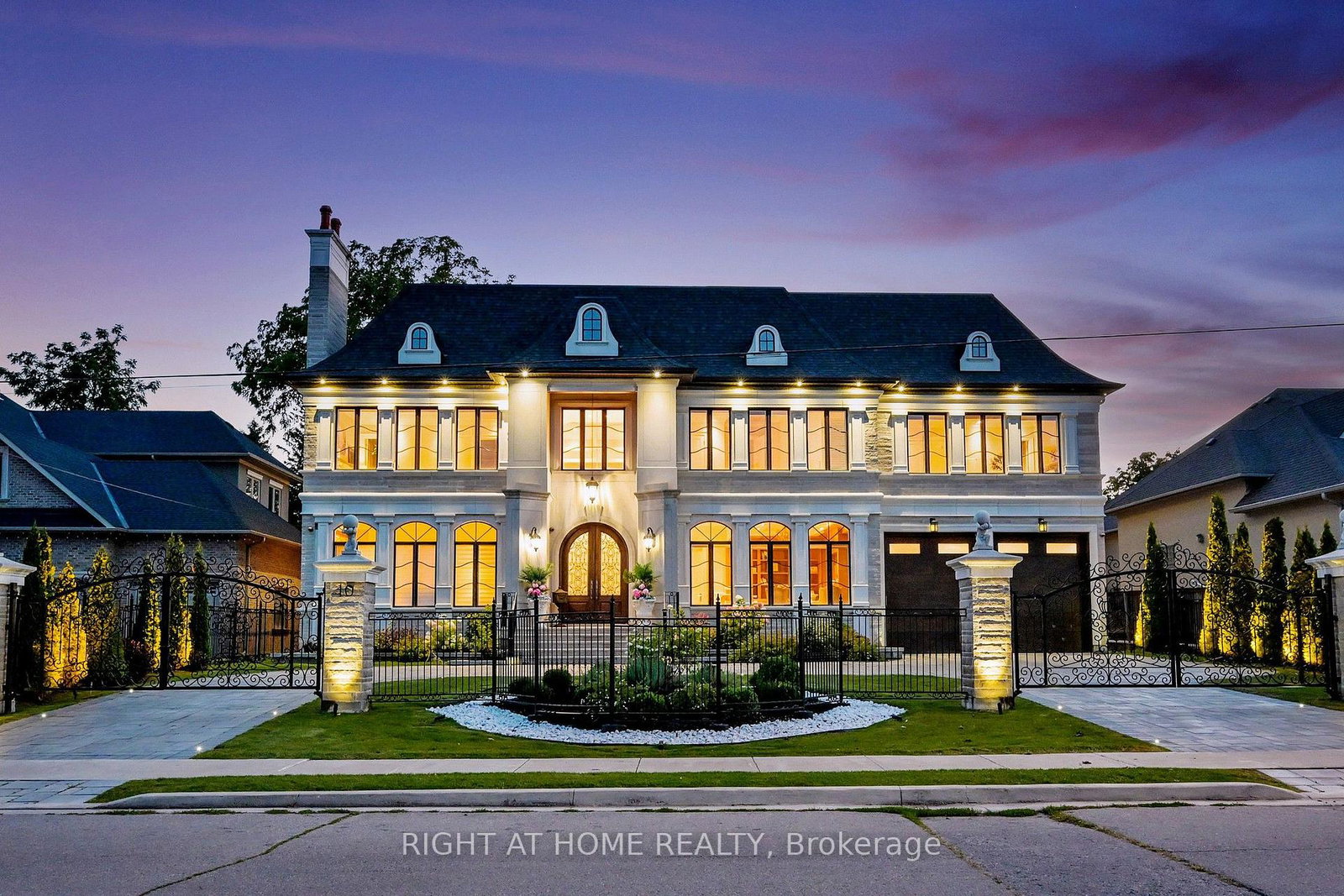 10-yongeview-avenue-richmond-hill-ontario-n13689780