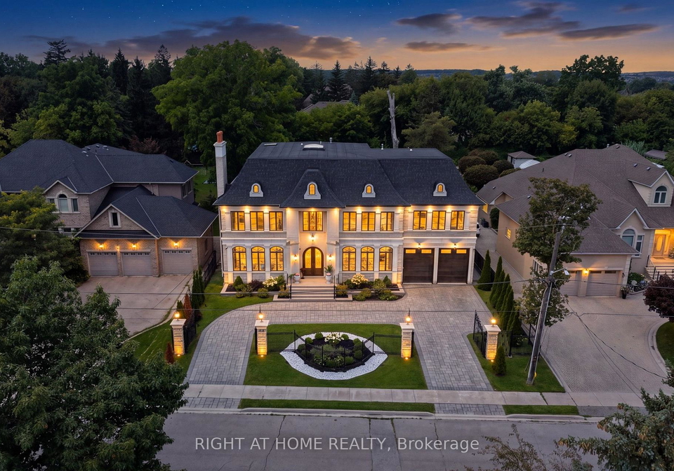 10-yongeview-avenue-richmond-hill-ontario-n13689780