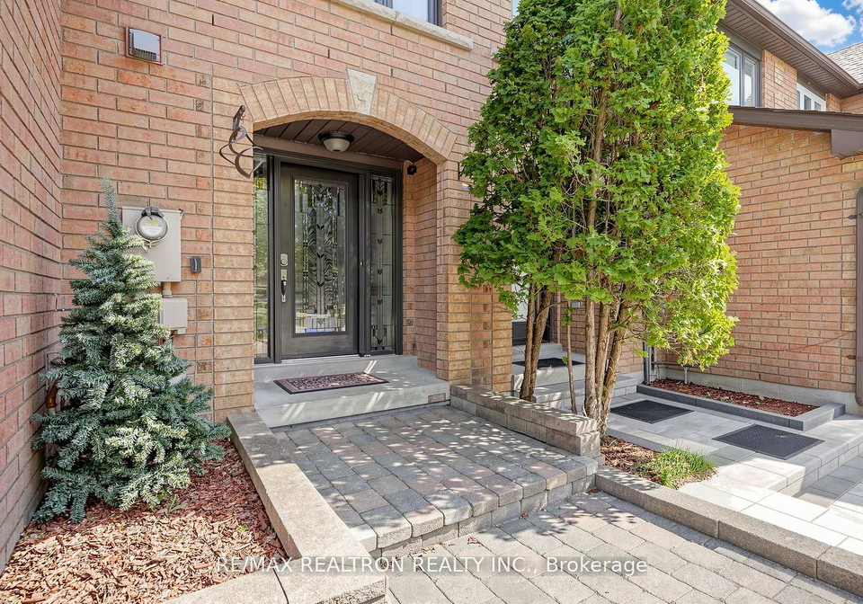 27-mistleflower-court-richmond-hill-ontario-n13690252