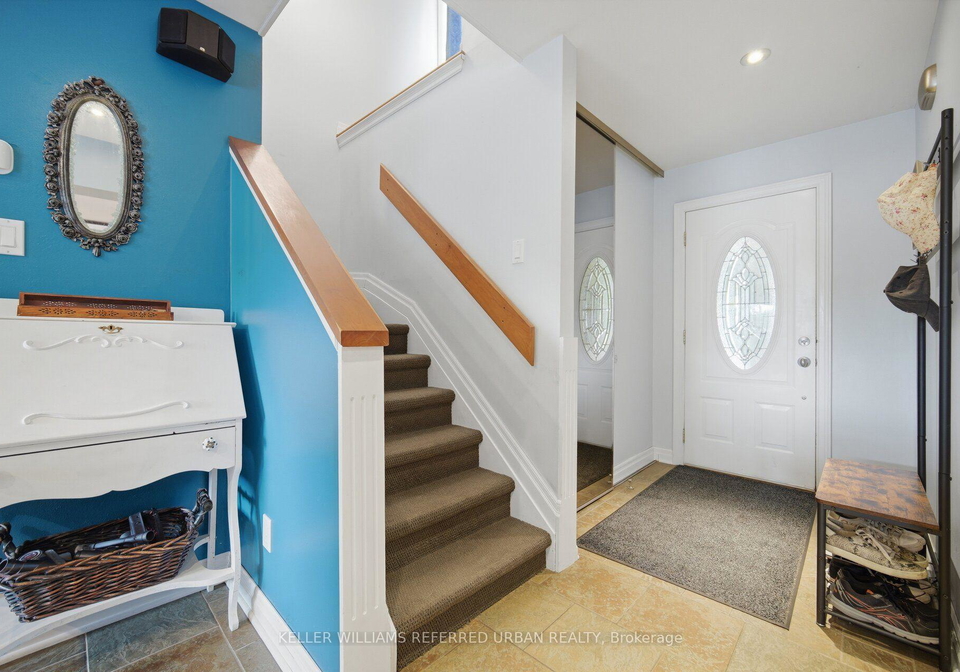 82-eastman-crescent-newmarket-ontario-n13690606