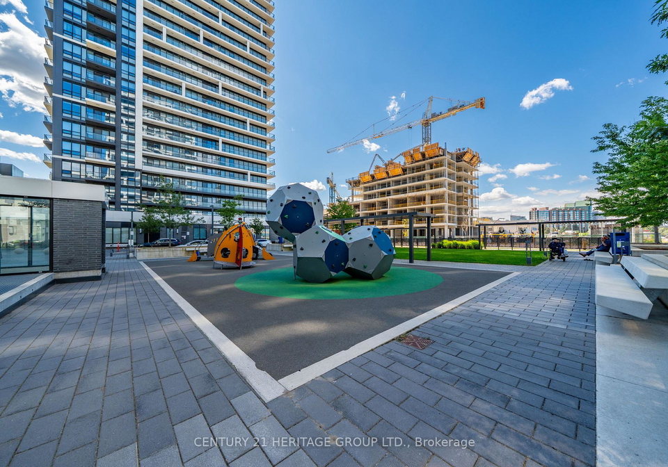8-water-walk-drive-markham-ontario-n13690680