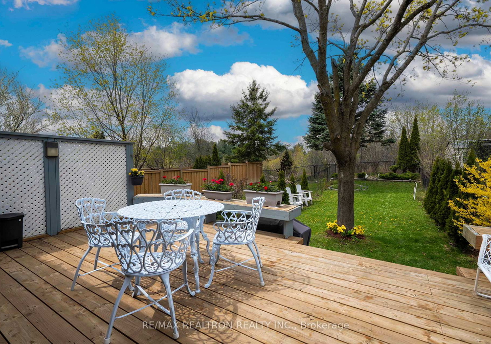 36-edgemont-court-richmond-hill-ontario-n13690724