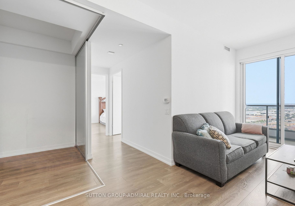 5-buttermill-avenue-vaughan-ontario-n13690908
